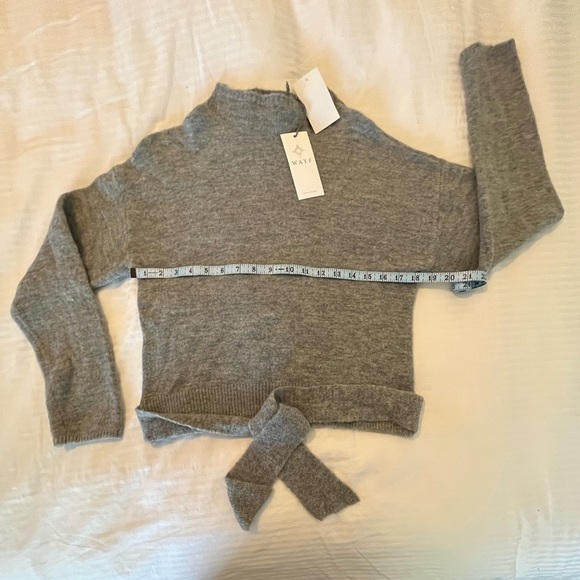 WAYF Sweater - Picture 6 of 7